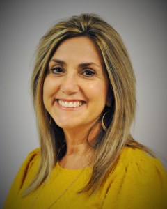 Karen Wisniewski Headshot